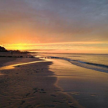 Bord De Plage, Thalasso Et Vue Mer ! Кабур Екстер'єр фото